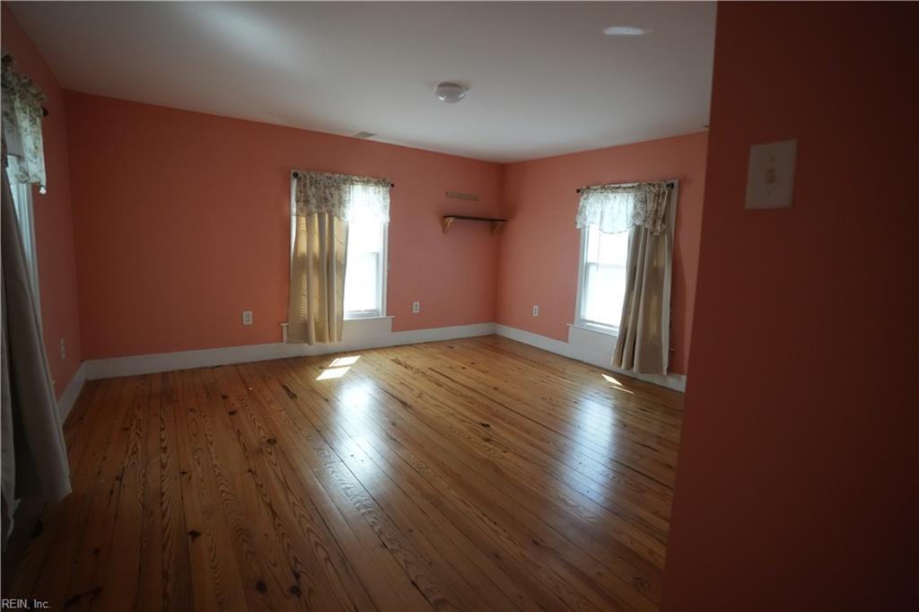 28083 Harborton Rd Property Photo 22