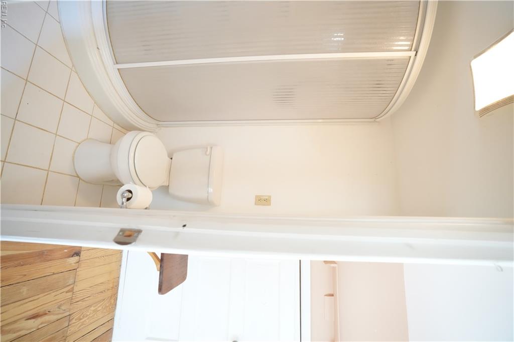 28083 Harborton Rd Property Photo 28