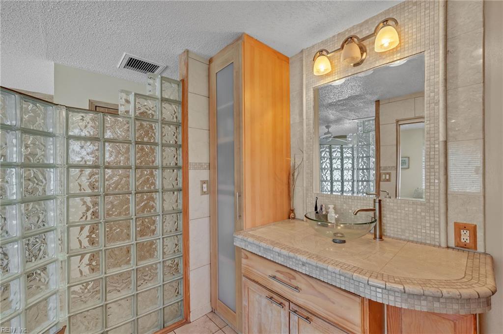 1781 Barkading Ln Property Photo 29