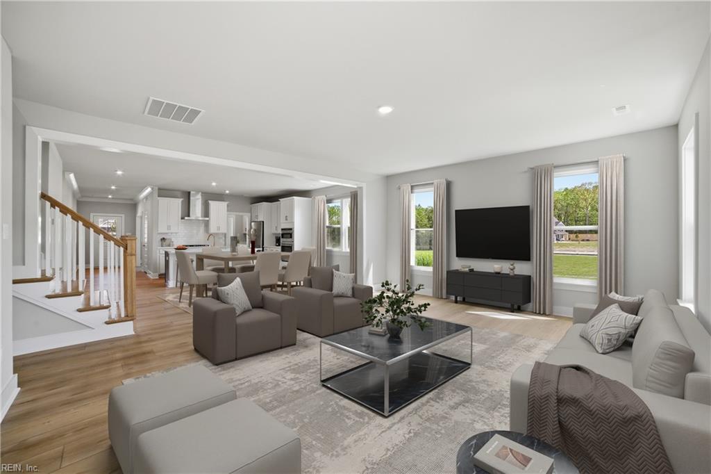 2113 Wentworth Xing Property Photo 5