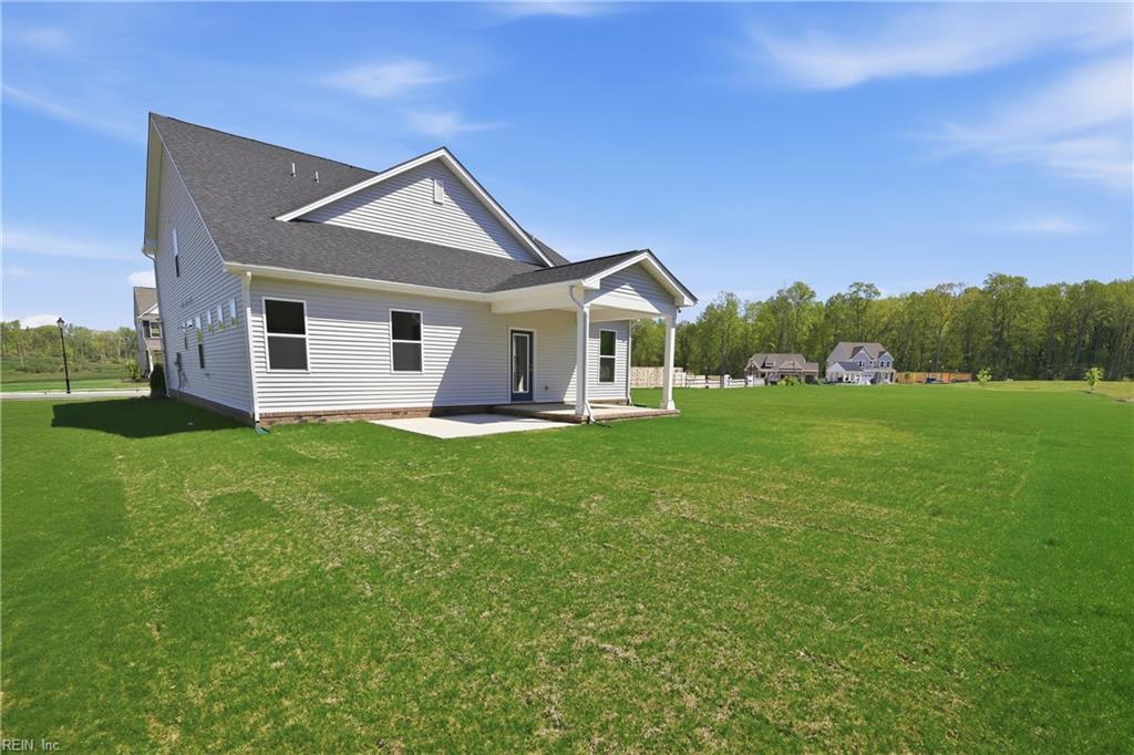 2113 Wentworth Xing Property Photo 10