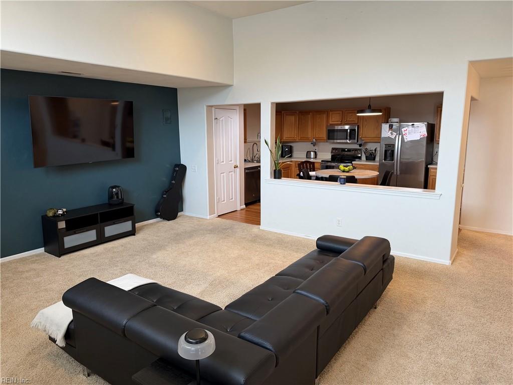 823 Mission Ave Property Photo 5
