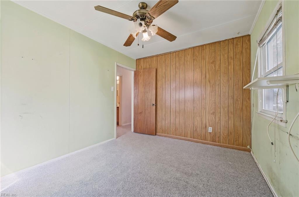 1003 Rollins Cir Property Photo 11