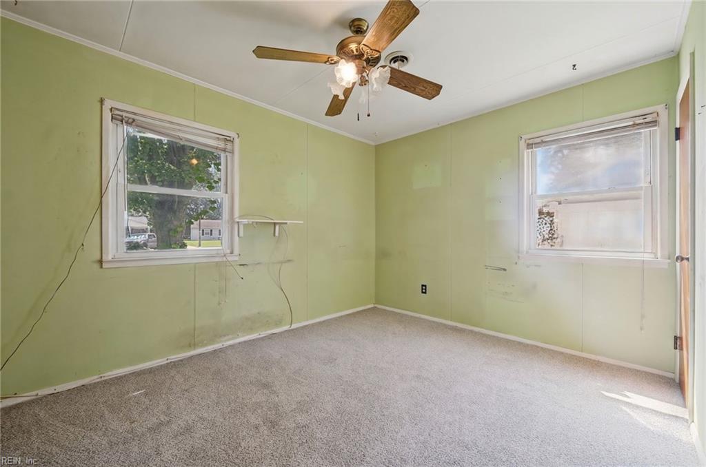 1003 Rollins Cir Property Photo 14