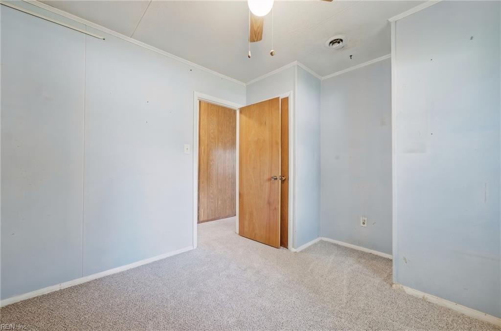 1003 Rollins Cir Property Photo 15