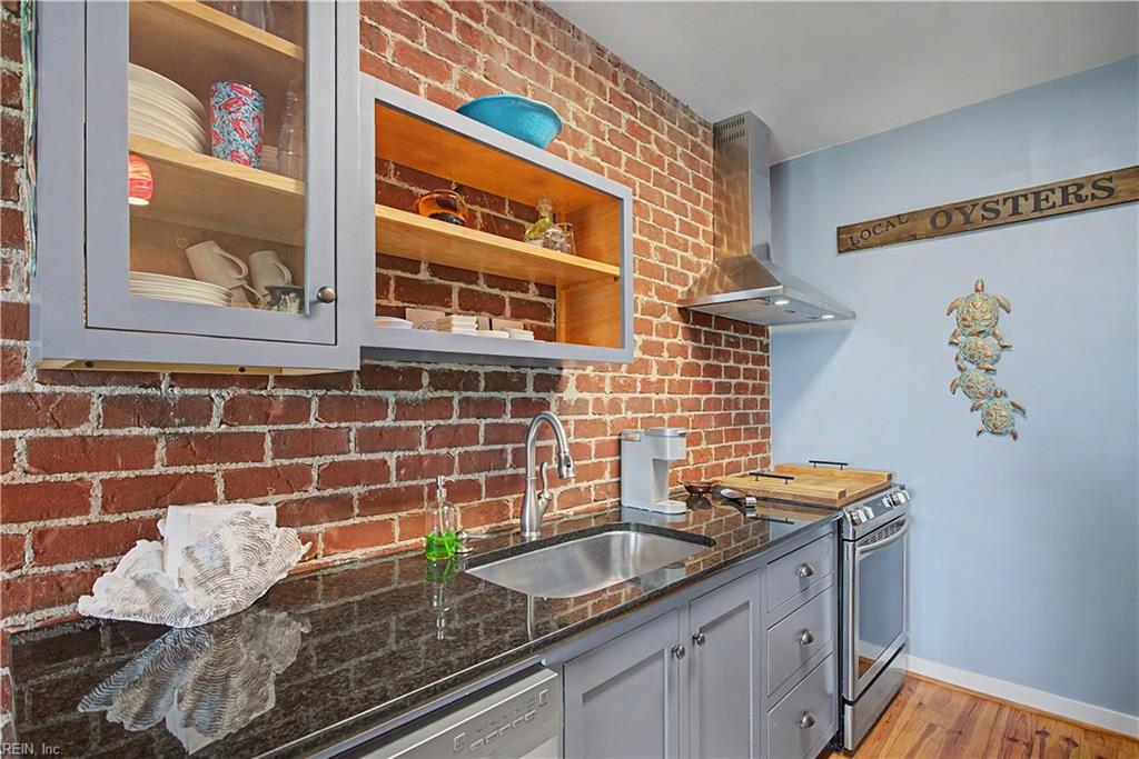 300 Mason Avenue Property Photo 11
