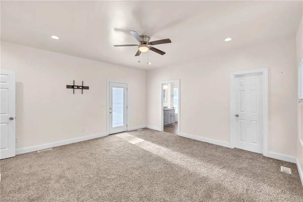 166 Skippers Ct Property Photo 15