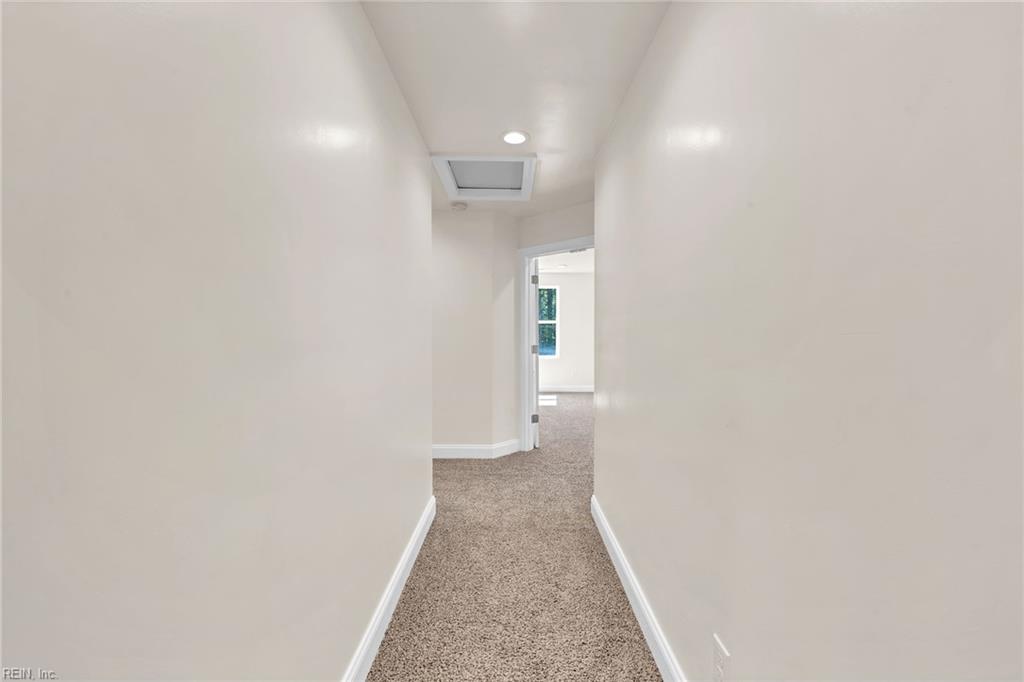 166 Skippers Ct Property Photo 22
