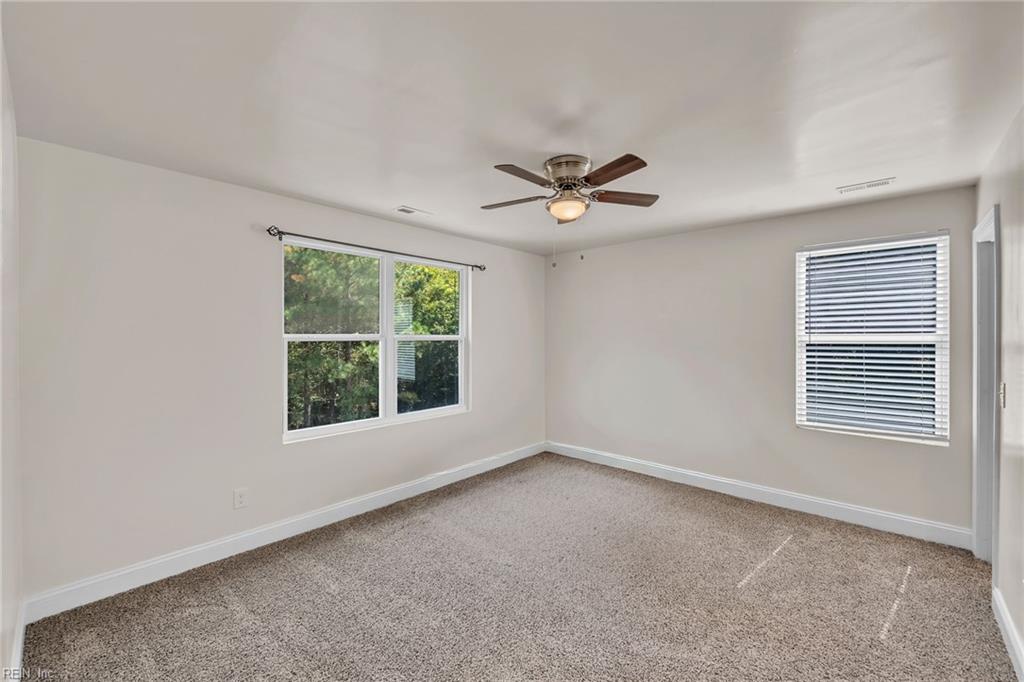 166 Skippers Ct Property Photo 25