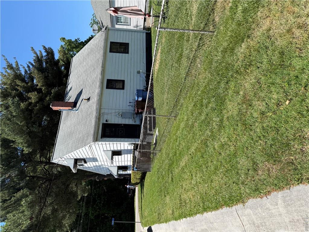 843 Quail Ave Property Photo 2