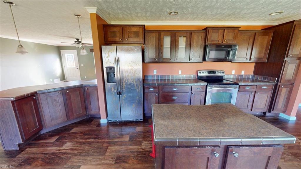 4985 Deer Path Rd Property Photo 7