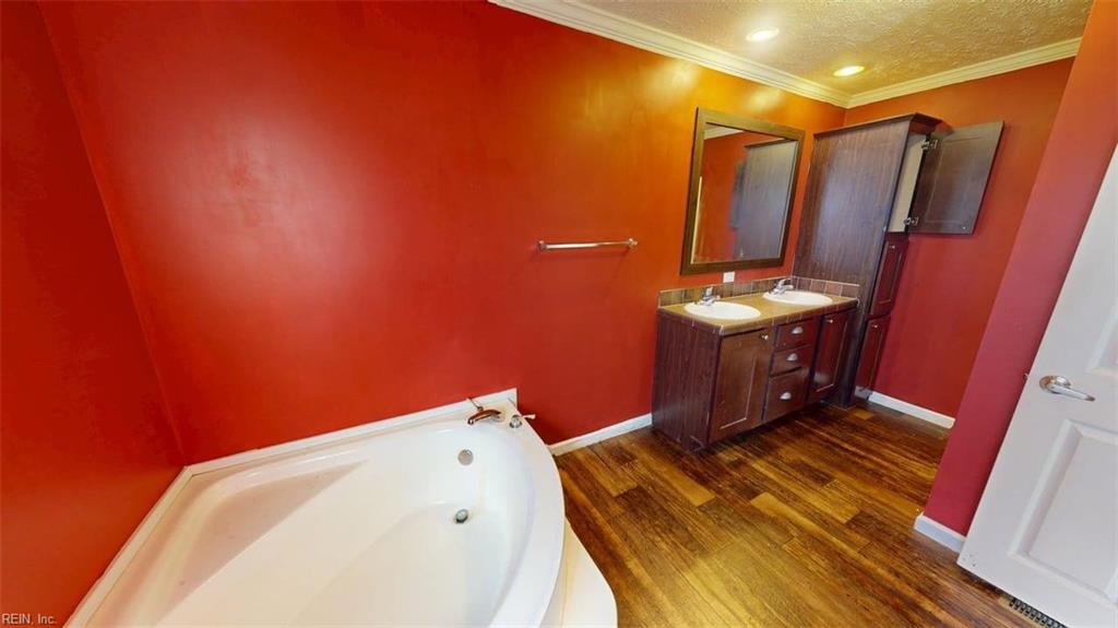4985 Deer Path Rd Property Photo 13