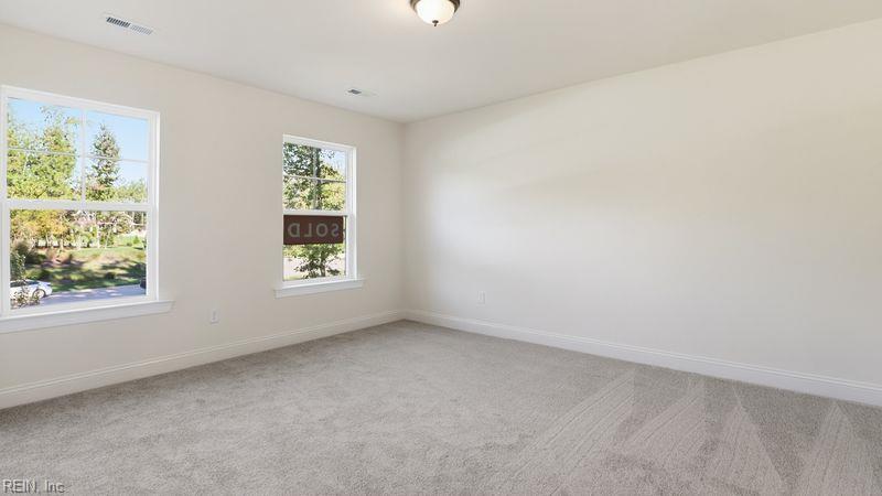 303 Warwick Xing Property Photo 30