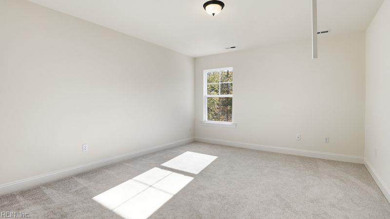 303 Warwick Xing Property Photo 34