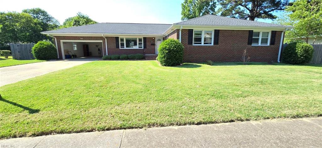 2444 Everglades Rd Property Photo 1
