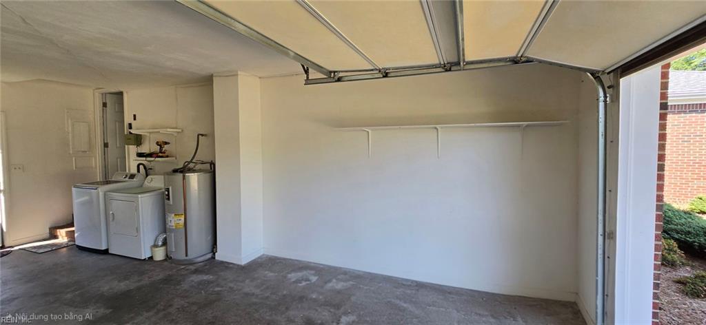 2444 Everglades Rd Property Photo 6