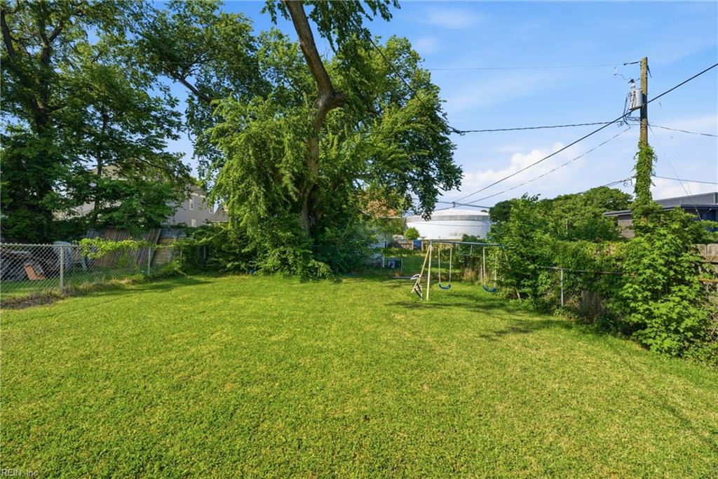 2818 Marlboro Ave Property Photo 5