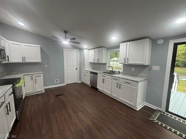 15223 Grizzard St Property Photo 7