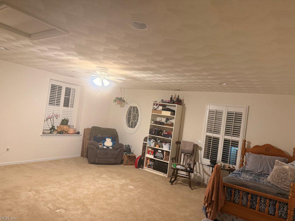 212 Stowe Dr Property Photo 25