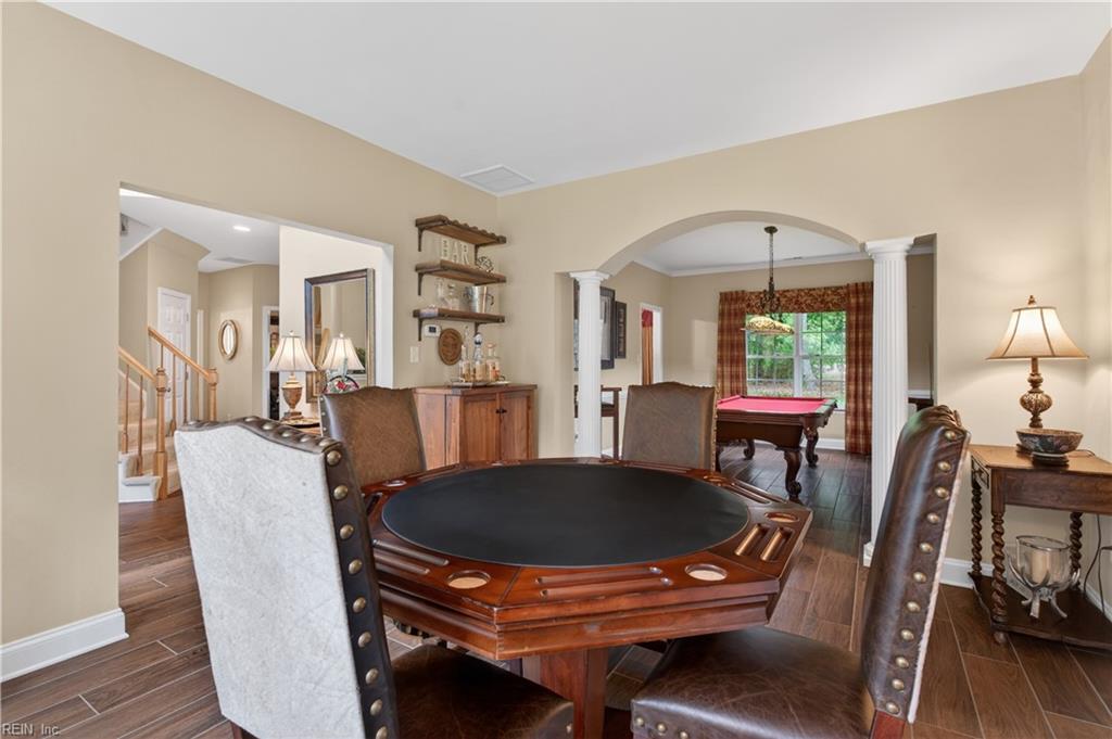 8 Burford Ct Property Photo 12