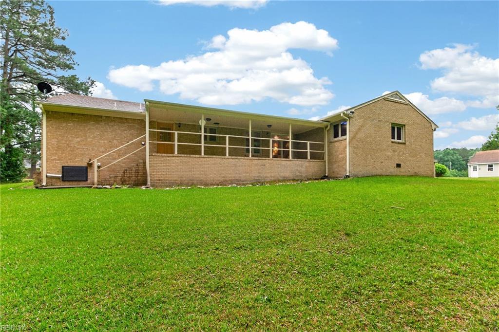 4468 Winona Trl Property Photo 4