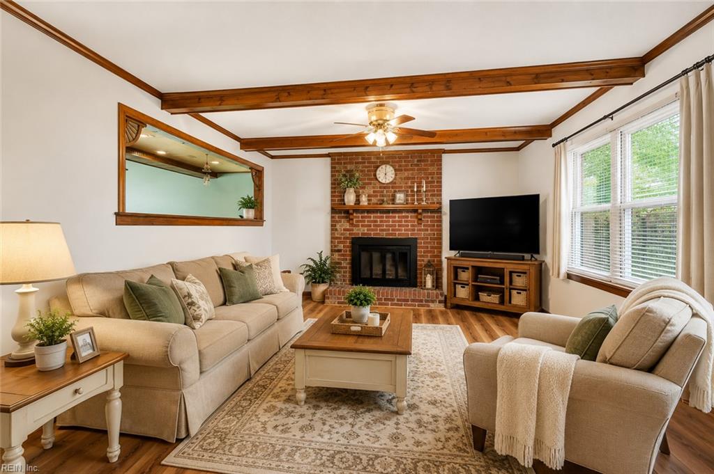 1505 Hadley Ct Property Photo 6