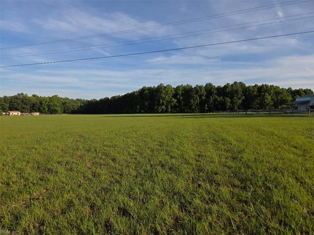 1101 Cypress Chapel Rd Property Photo 4