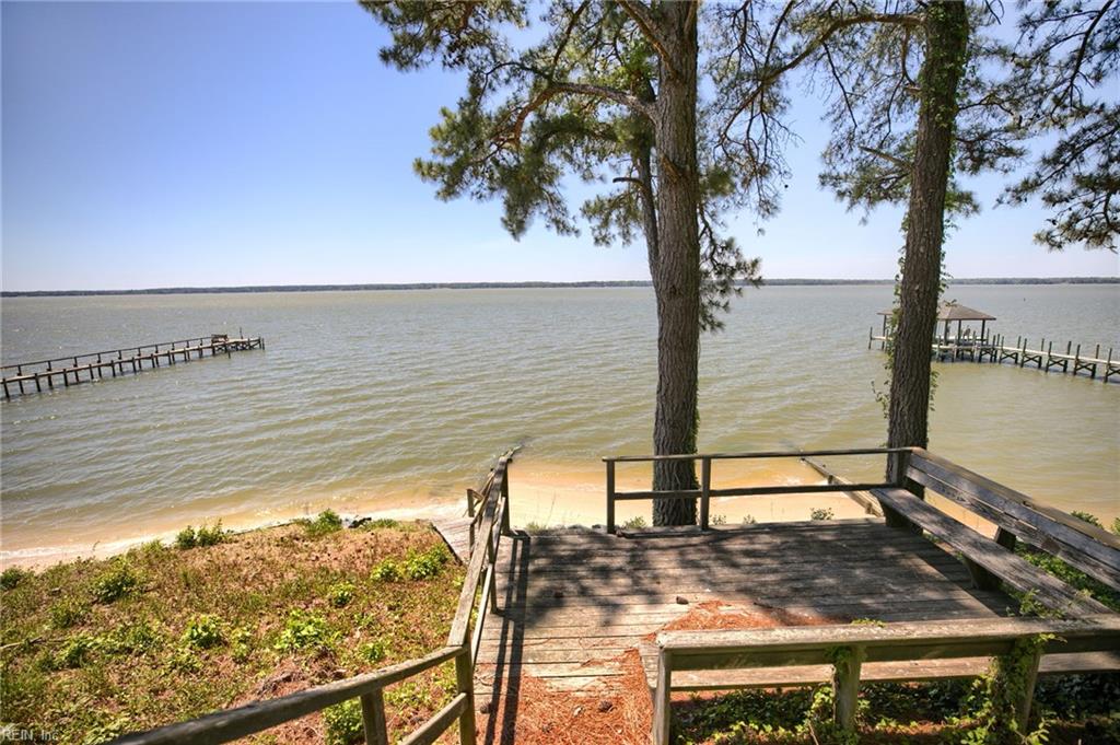 5508 York Haven Ln Property Photo 3