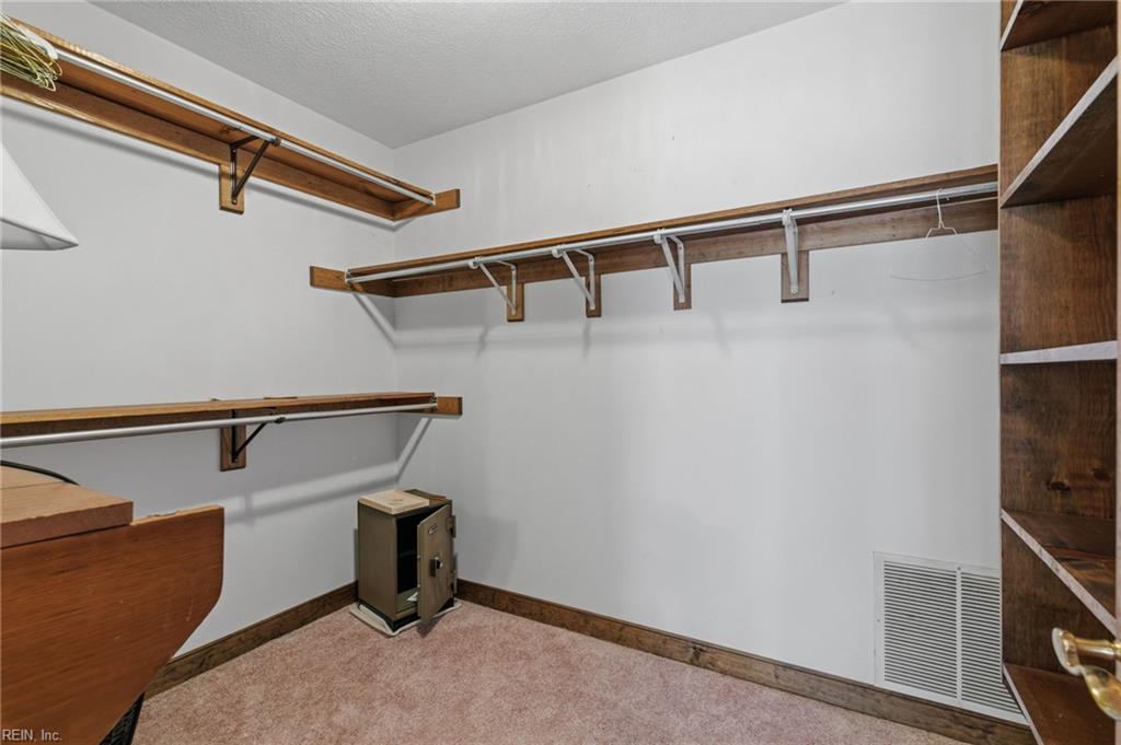 5508 York Haven Ln Property Photo 29