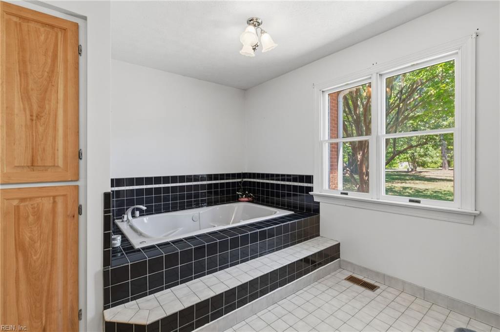 5508 York Haven Ln Property Photo 31
