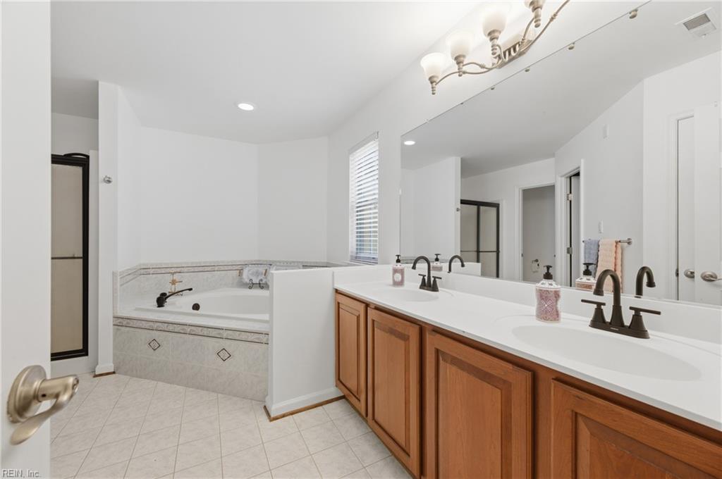116 Lake Pointe Dr Property Photo 15