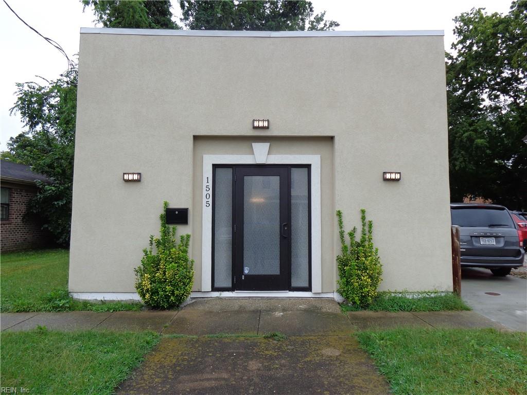 1505 W 42nd ST Property Photo 1