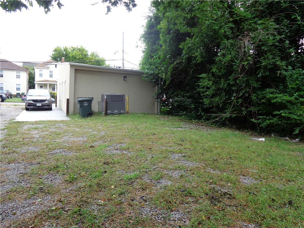 1505 W 42nd St Property Photo 4