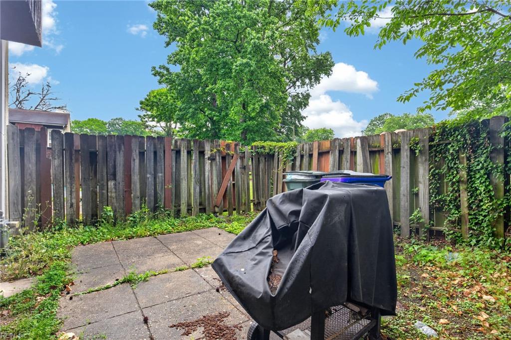 1437 Longdale Dr Property Photo 24