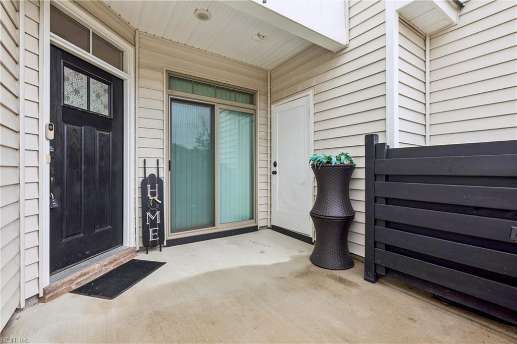 907 Kathy Ann Way W Property Photo 2