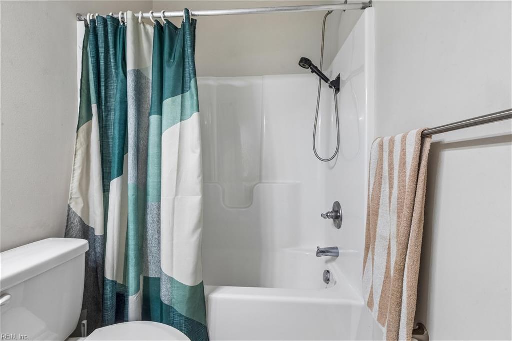 907 Kathy Ann Way W Property Photo 14