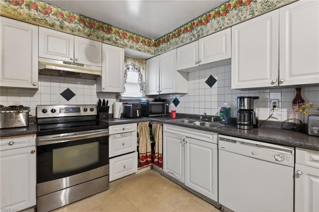 1435 Longdale Dr Property Photo 8