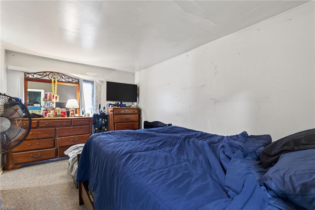 1435 Longdale Dr Property Photo 11