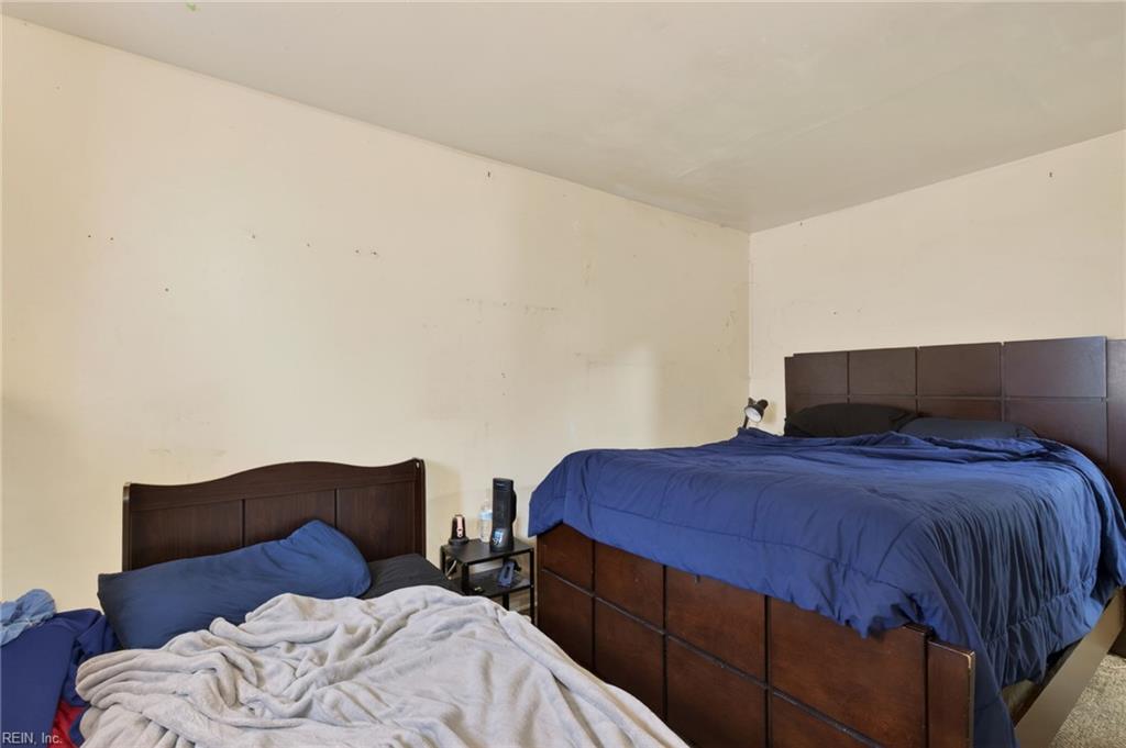 1435 Longdale Dr Property Photo 12