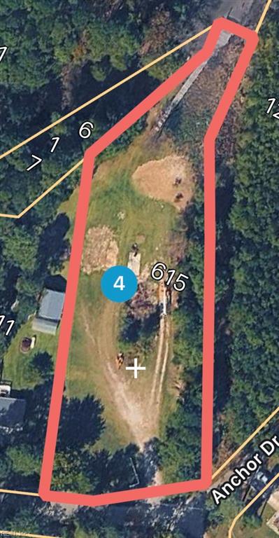 615 Ship Point Rd Property Photo 5