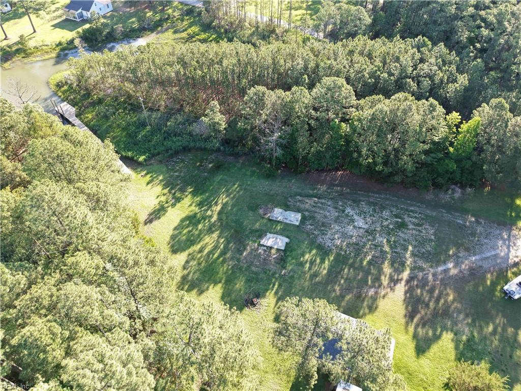 615 Ship Point Rd Property Photo 32
