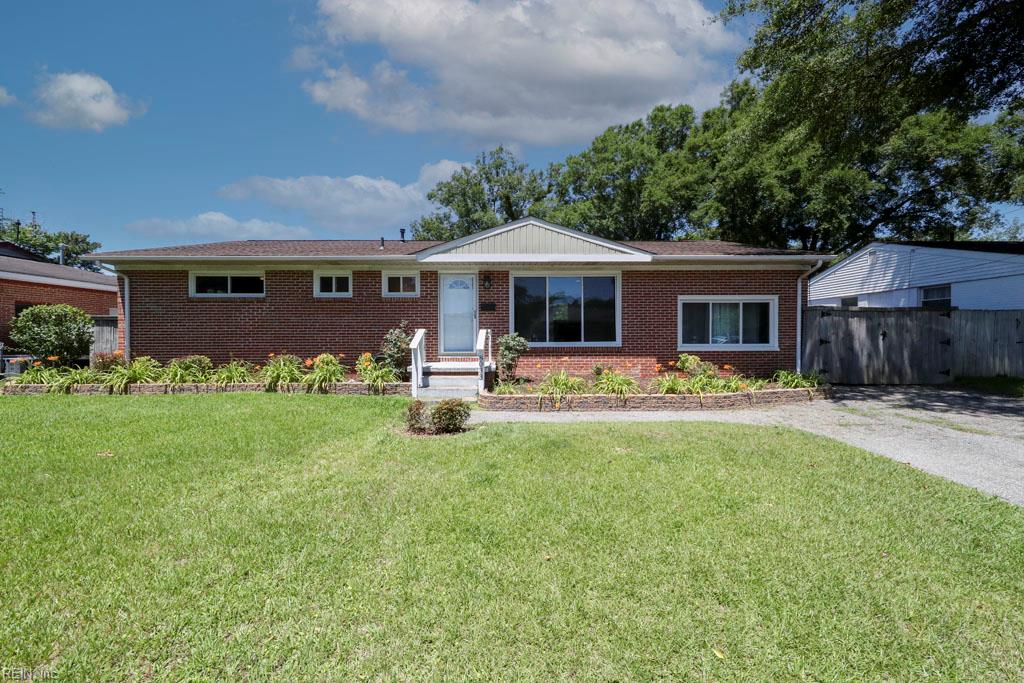 8033 Tarpon PL Property Photo 1