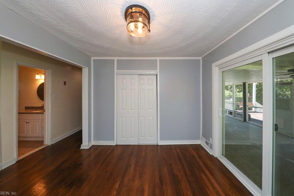 8033 Tarpon Pl Property Photo 13