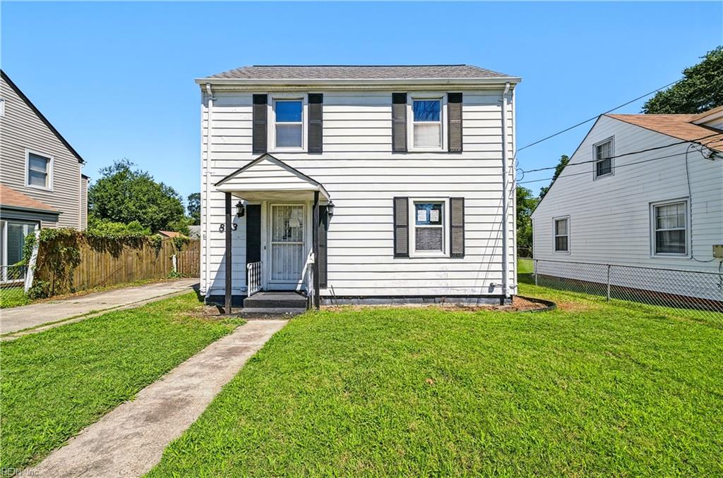 843 15th St Property Photo 1
