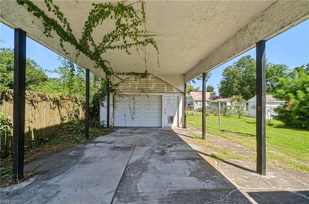 843 15th St Property Photo 16
