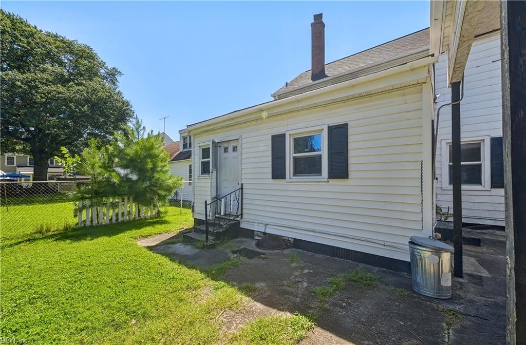 843 15th St Property Photo 18