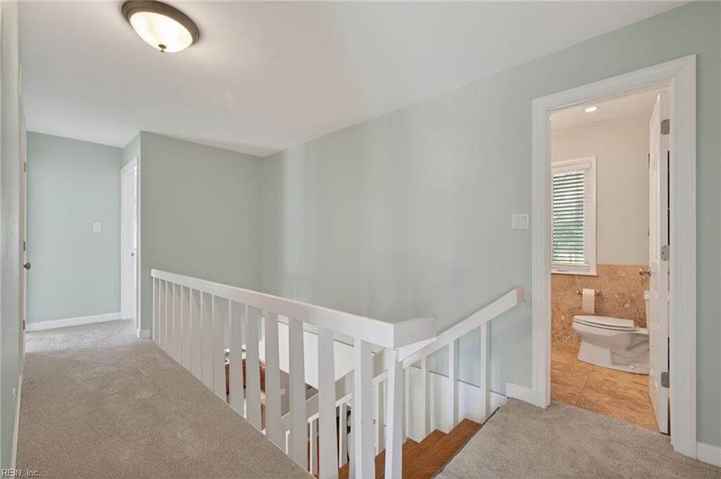 800 Oriole Dr Property Photo 16