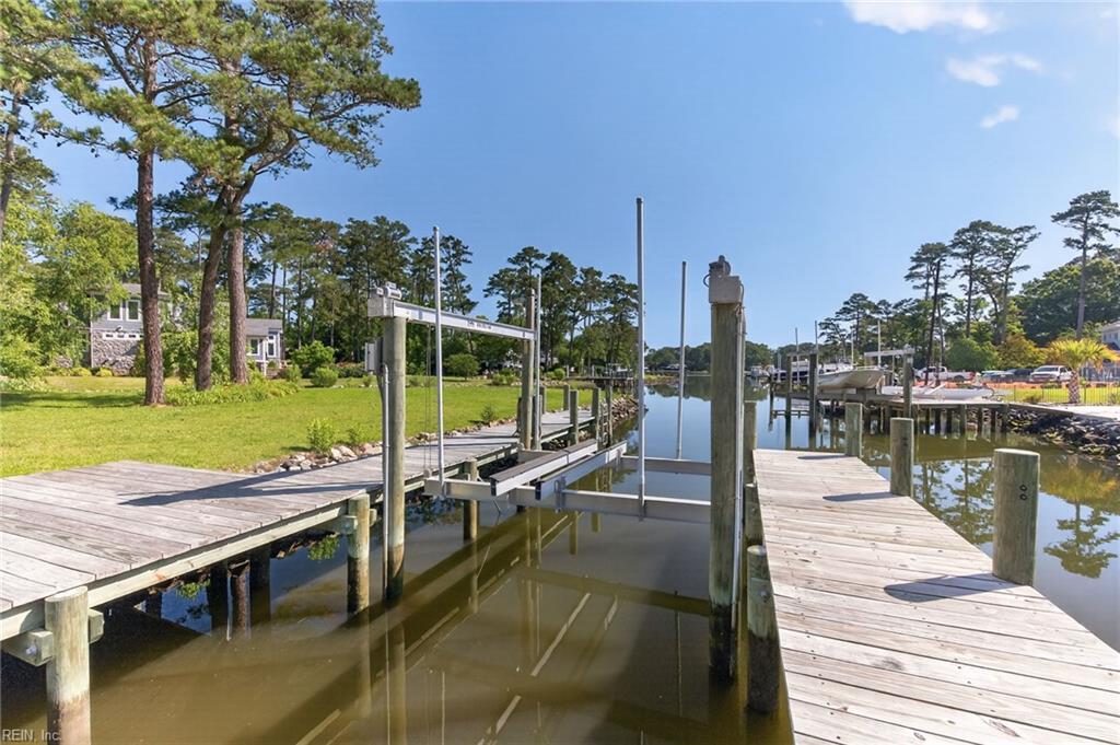 800 Oriole Dr Property Photo 40
