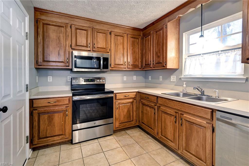 104 Sheppard Dr Property Photo 11