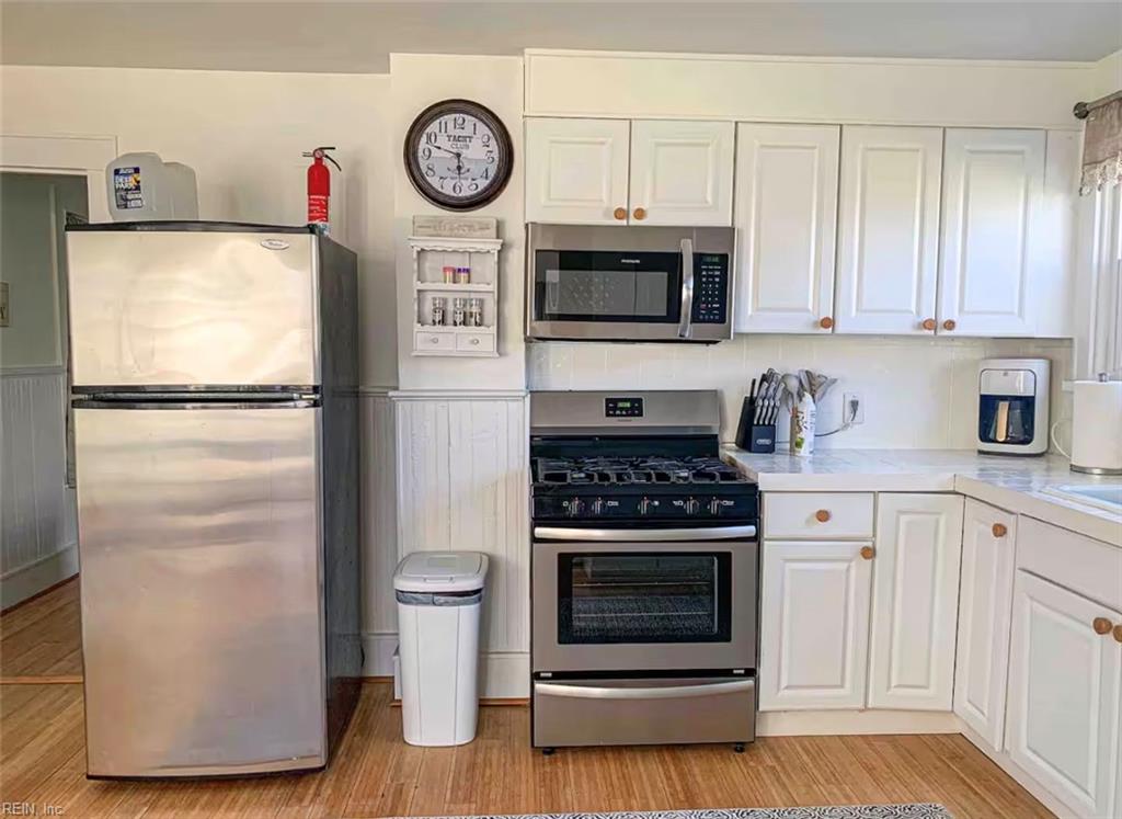 637 Madison Ave Property Photo 3